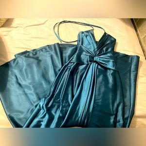 Jessica McClintock Gown